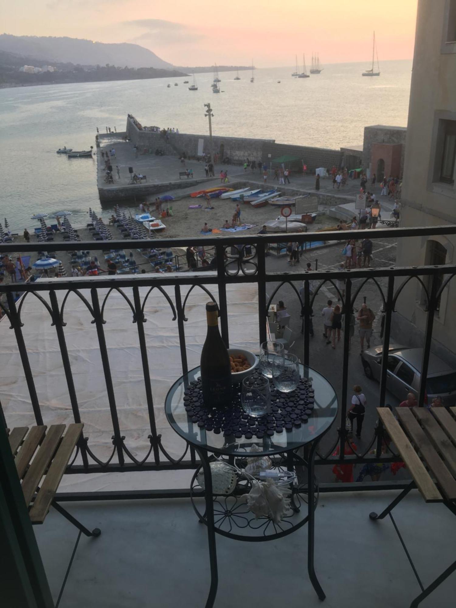 Apartamento Devalu Casa Del Mare Cefalú Exterior foto